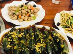 -渝尚香辣虾干锅鸭头