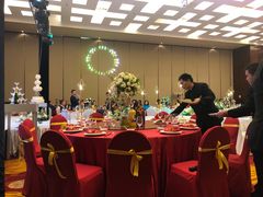 -上海龙之梦万丽酒店