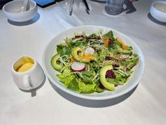 牛油果沙拉-悦融·京鲁菜·露台花园(安定门店)