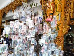 -ခြောက်ထပ်ကြီးရွှေသာလျောင်းဘုရားကြီး