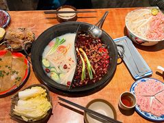 -周小明火锅(黑金冠社区店)