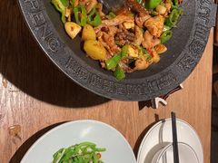 -聚鑫朋酸菜肥肠(文艺路口店)