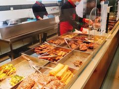 -狗撵鸭(泰山公寓店)