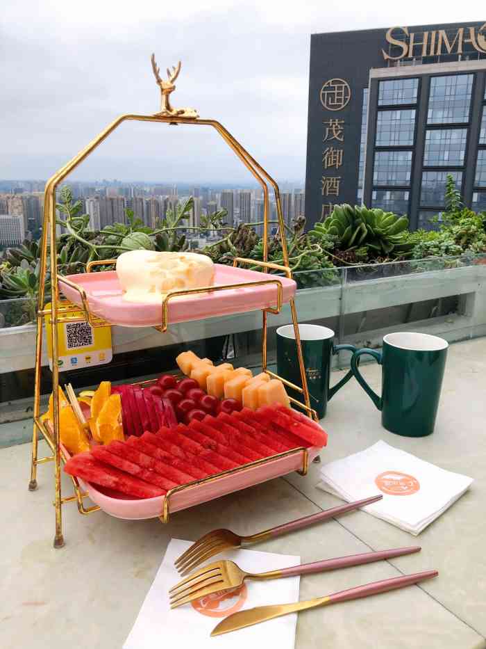 云端小馆hifanshouse-"逛街累了闺蜜提议来坐会儿,记得之前听朋友.