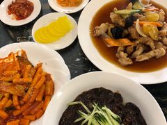 -桃园中华料理炸酱面(燕儿岛路店)