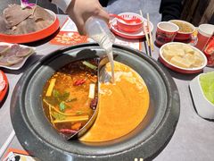 -生活如沸·顺德水牛奶火锅(大学路店)