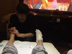 -金色印象·4K影院式足体养生(杨家坪西郊店)