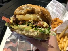 -The Habit Burger Grill 哈比特汉堡(爱琴海店)