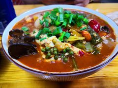 泡椒香辣脑花-胖胖板凳面