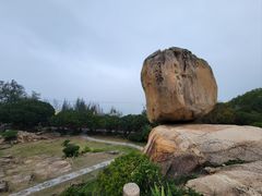 -东山风动石景区