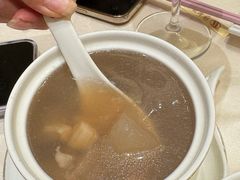 冬瓜鱼唇汤-沙龙酒家
