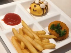 -老牌坊云南鱼豆花火锅(哈西万达店)