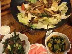 -富正毅三下锅·湘西韵味(天门山索道店)