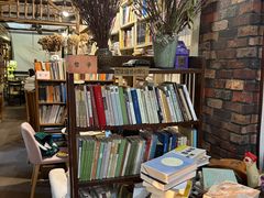 -斯多格书乡(北京大学畅春园店)