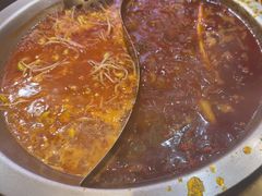 -沸炉重庆老火锅(军事博物馆店)