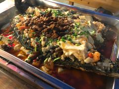 -罗满娘特色豆花烤鱼