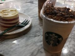 -星巴克臻选(盐城金鹰聚龙湖店)