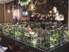 大堂-原味田园·客家菜·土窑鸡(中航城君尚购物中心店)