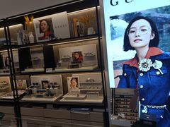 -博士眼镜集团石人工眼镜(虹口万泰店)