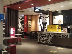 -麦当劳(汉口火车站候车室店)