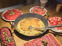 -贵厨酸汤牛肉(小十字店)