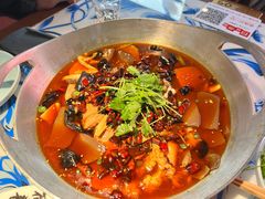 盆盆毛血旺-川流不息·地道川菜·小龙虾(新松江路店)