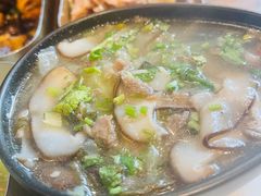 滑牛肉汤-有肉食·虎九闽菜(798艺术区店)