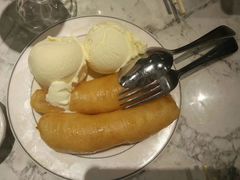 冰淇淋配炸香蕉-关夫人餐厅(阳光广场店)