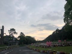 -牛仔谷漂流