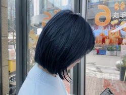 -UPward造型机构·烫染·接发
