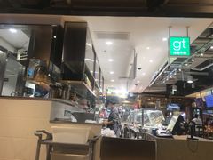 -梅龙镇广场