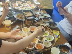 -包整·丝娃娃(一览甲秀楼风景店)