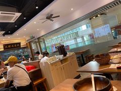 大堂-状元王过桥米线(黄埔至泰广场店)