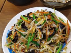珍馐酱爆六合菜-满园烤鸭·春饼(太原街万达店)