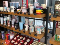 零售区-星巴克(讯美科技广场店)