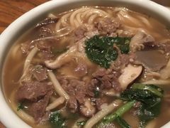 韩式火锅牛肉面-萨拉伯尔(燕莎友谊商城店)