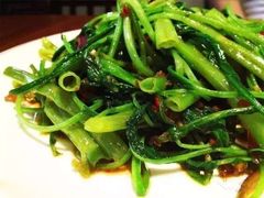 -渝君重庆火锅(嘉宾路店)
