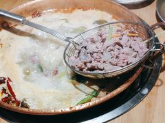 -洱火云南酸菜牛肉火锅(石景山当代商城店)