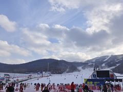 -中旅松花湖滑雪场