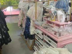 -甜镜物语 LOLITA·汉服·JK制服三坑生活馆(滨江道店)