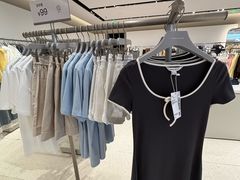 -URBAN REVIVO(七宝领展广场店)