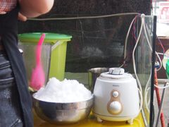 -夏食光安顺小舒冰粉冰浆(甲秀楼店)