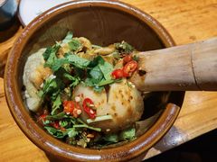 -老滇山寨•云南特色菜•地方菜•民族风情歌舞表演(金碧店)