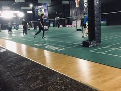 -尤尼克斯羽毛球主题馆