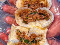 -李与白包子铺(桐梓林店)