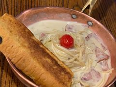 -I HOLIC艾豪丽披萨(KKone店)