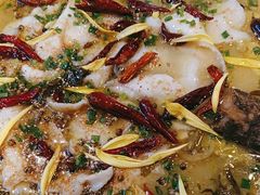 -渔语鱼酸菜鱼新川菜(来福士店)