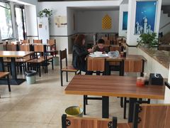 大堂-草桥清真牛肉锅贴扁食店
