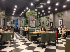 大堂-愉肴麻辣香锅(中山路店)