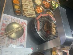 -草家酱蟹炭火烤肉店(珲春南路二店)